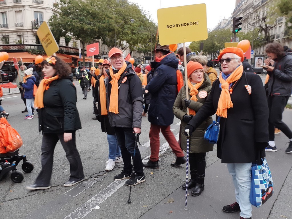 Marche maladies rares2002 24